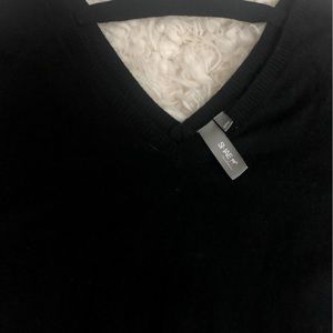 Black cashmere sweater